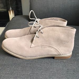 New Tan/grey Lace Up Shoes
